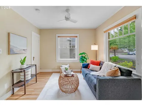 2951 NE 35th Avenue Portland OR 97212