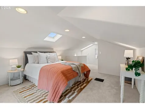 2951 NE 35th Avenue Portland OR 97212