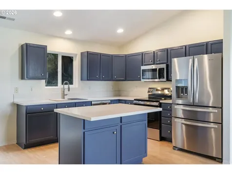 3220 NW Pacific Rim Drive Camas WA 98607
