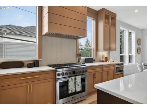 1864 SW Dickinson Lane Portland OR 97219