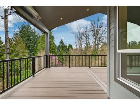 1864 SW Dickinson Lane Portland OR 97219