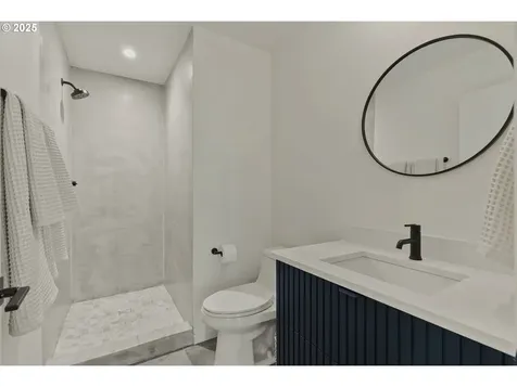 4203 SW 48th Place Portland OR 97221