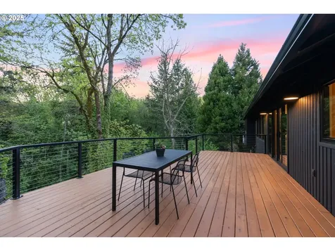 4203 SW 48th Place Portland OR 97221