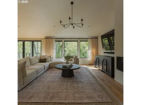 4203 SW 48th Place Portland OR 97221