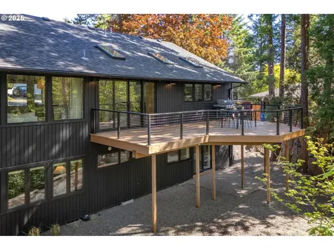 4203 SW 48th Place Portland OR 97221