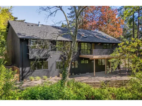 4203 SW 48th Place Portland OR 97221
