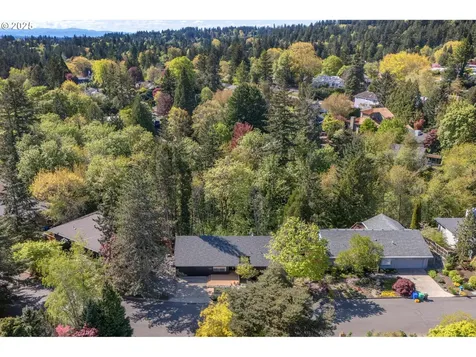4203 SW 48th Place Portland OR 97221
