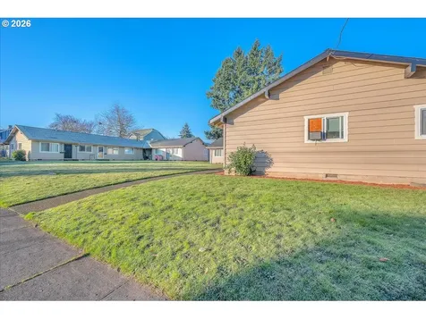 8323 8329 N Dwight Avenue Portland OR 97203
