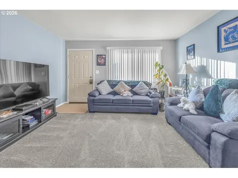 8323 8329 N Dwight Avenue Portland OR 97203