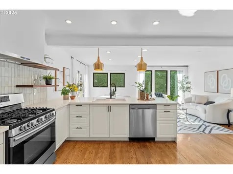 2526 NE 62nd Avenue Portland OR 97213