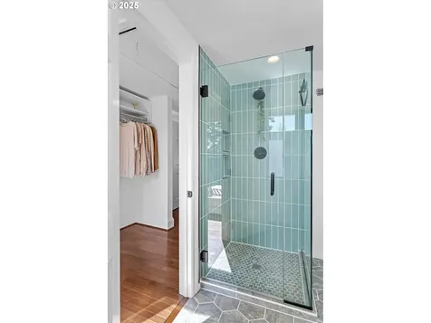2526 NE 62nd Avenue Portland OR 97213