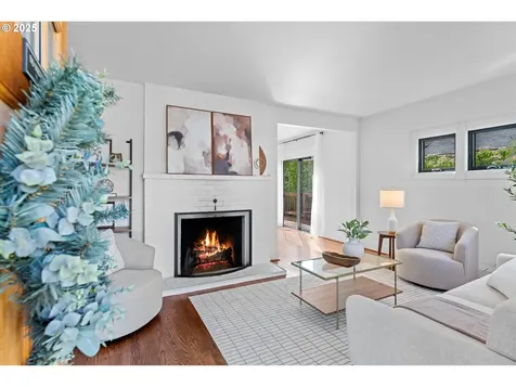 2526 NE 62nd Avenue Portland OR 97213