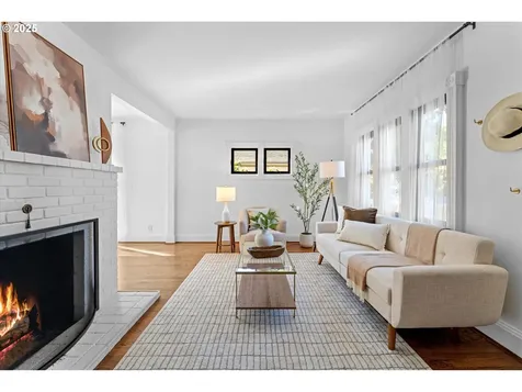 2526 NE 62nd Avenue Portland OR 97213