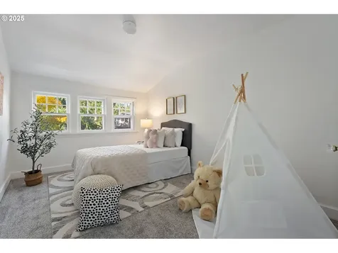2025 NE 56th Avenue Portland OR 97213
