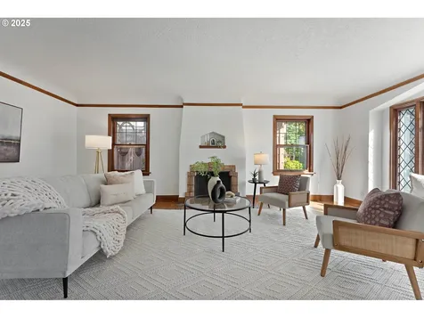 2025 NE 56th Avenue Portland OR 97213