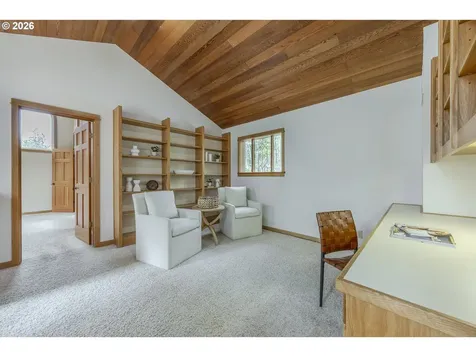 5171 Solar Heights Drive Eugene OR 97405