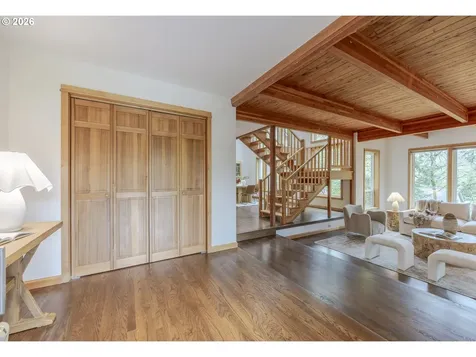 5171 Solar Heights Drive Eugene OR 97405