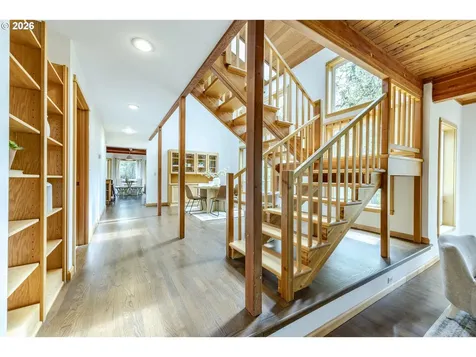 5171 Solar Heights Drive Eugene OR 97405