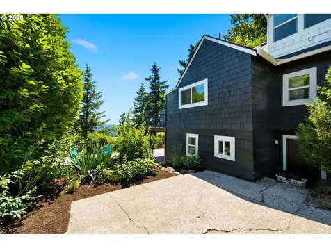 3810 SW Grover Street Portland OR 97221
