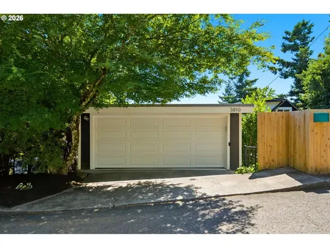 3810 SW Grover Street Portland OR 97221