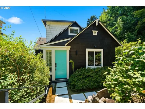 3810 SW Grover Street Portland OR 97221