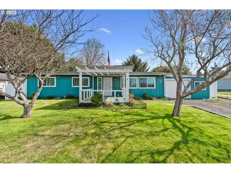 585 S Cammann Street Coos Bay OR 97420