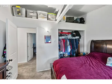 585 S Cammann Street Coos Bay OR 97420
