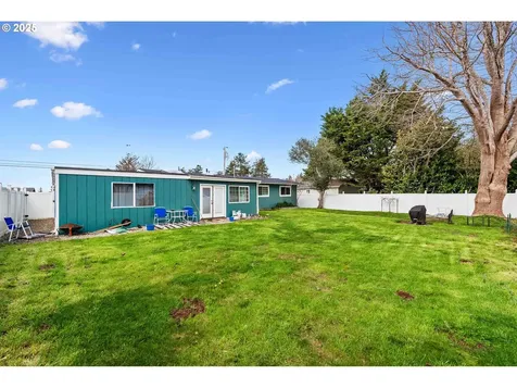 585 S Cammann Street Coos Bay OR 97420