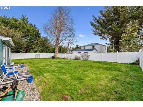585 S Cammann Street Coos Bay OR 97420