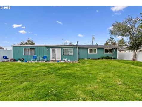 585 S Cammann Street Coos Bay OR 97420