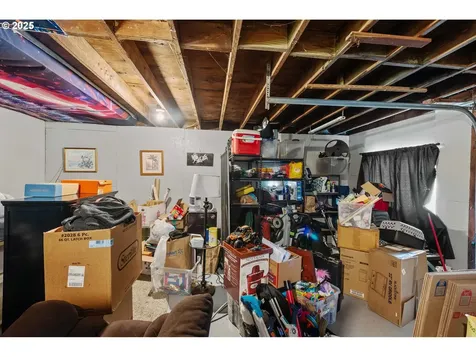 585 S Cammann Street Coos Bay OR 97420