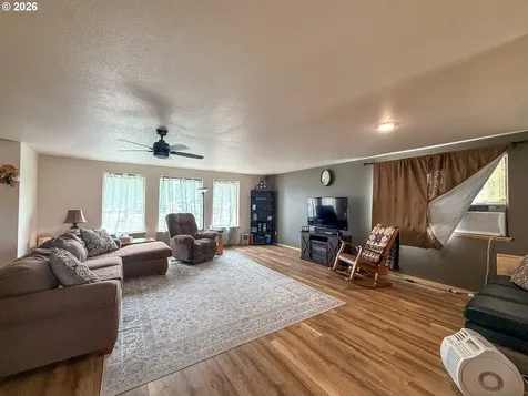 14003 SE Shawnee Road Prineville OR 97754
