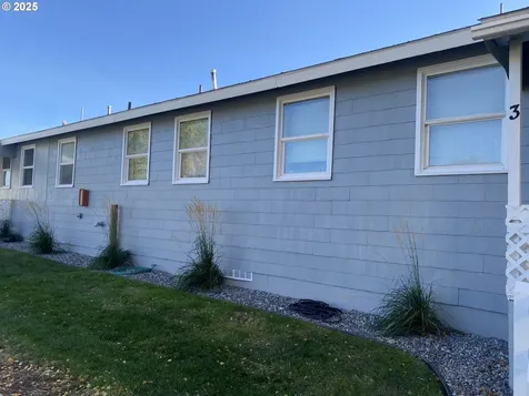 204 SE 12th Street College Place WA 99324