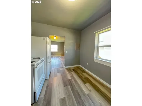 204 SE 12th Street College Place WA 99324