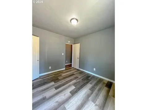 204 SE 12th Street College Place WA 99324