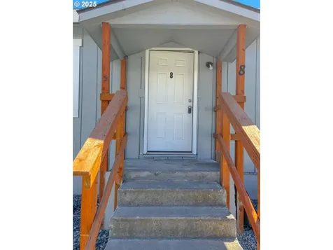 204 SE 12th Street College Place WA 99324