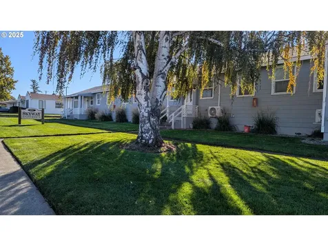 204 SE 12th Street College Place WA 99324