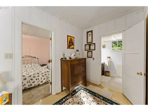 1871 Mccullough Creek Road Glendale OR 97442