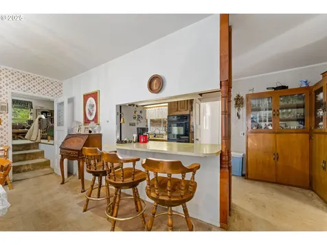 1871 Mccullough Creek Road Glendale OR 97442