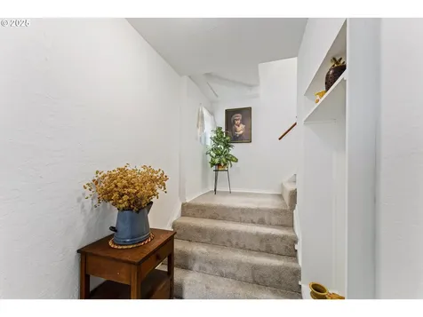 1871 Mccullough Creek Road Glendale OR 97442