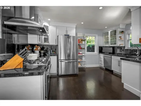 2798 SW Old Orchard Road Portland OR 97201