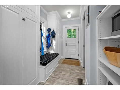2798 SW Old Orchard Road Portland OR 97201