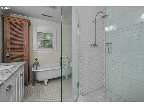 2798 SW Old Orchard Road Portland OR 97201