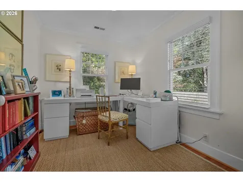 2798 SW Old Orchard Road Portland OR 97201