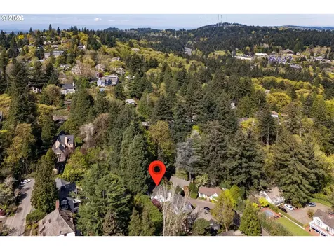 2798 SW Old Orchard Road Portland OR 97201
