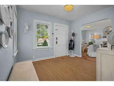2798 SW Old Orchard Road Portland OR 97201