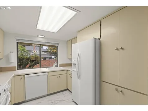 16925 SW Monterey Lane Portland OR 97224