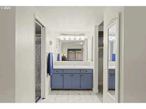 16925 SW Monterey Lane Portland OR 97224