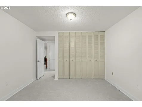 16925 SW Monterey Lane Portland OR 97224