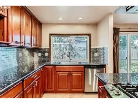 3868 SW 205th Avenue Beaverton OR 97078